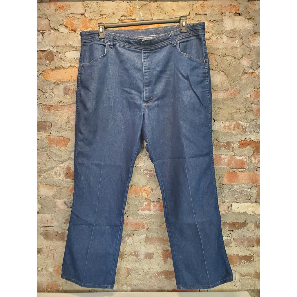 Wrangler Mens Jeans 42x30 Blue Denim Button Fly Straight Leg Workwear