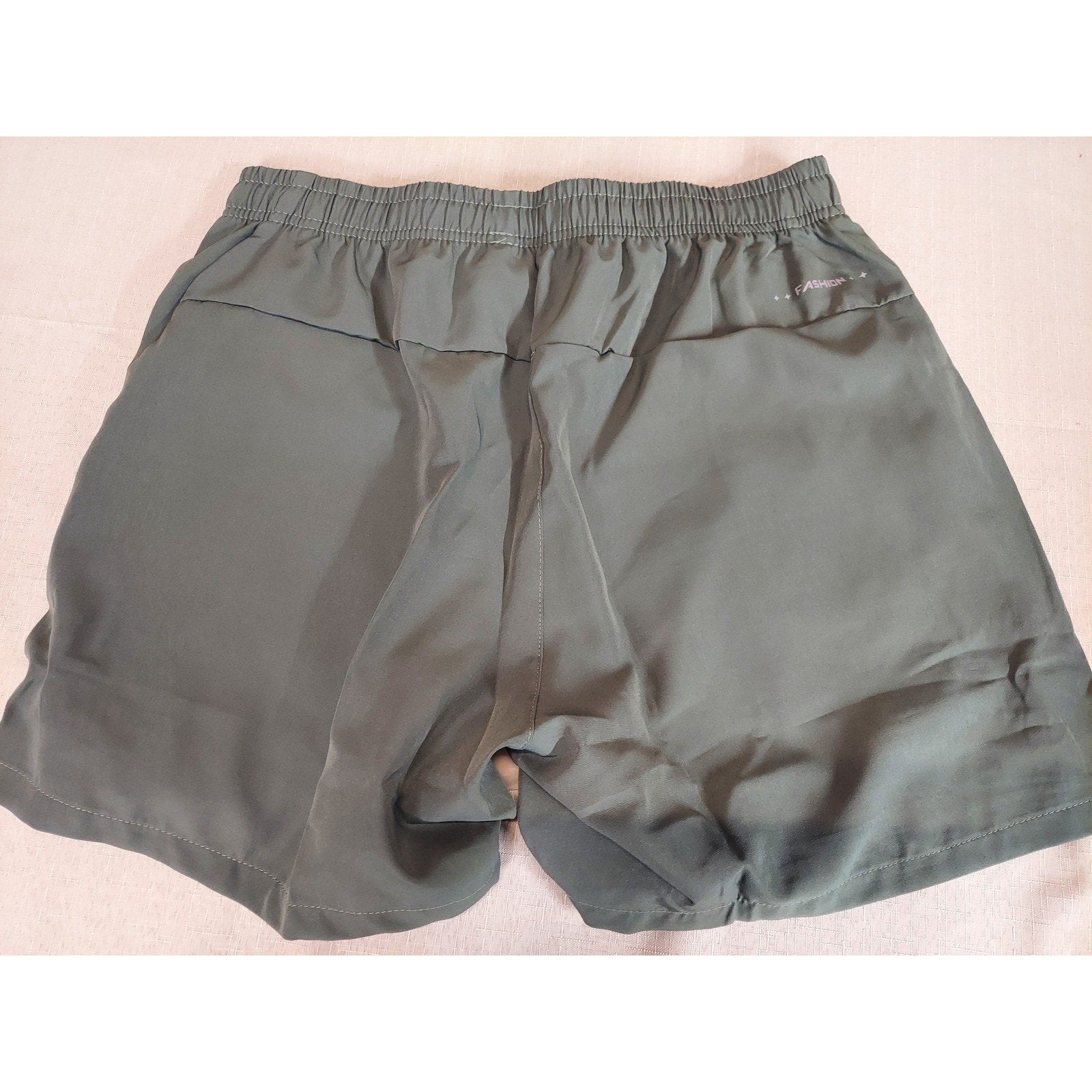 Mens Athletic Shorts XL Olive Green Polyester Spandex Drawstring Zipper Pockets
