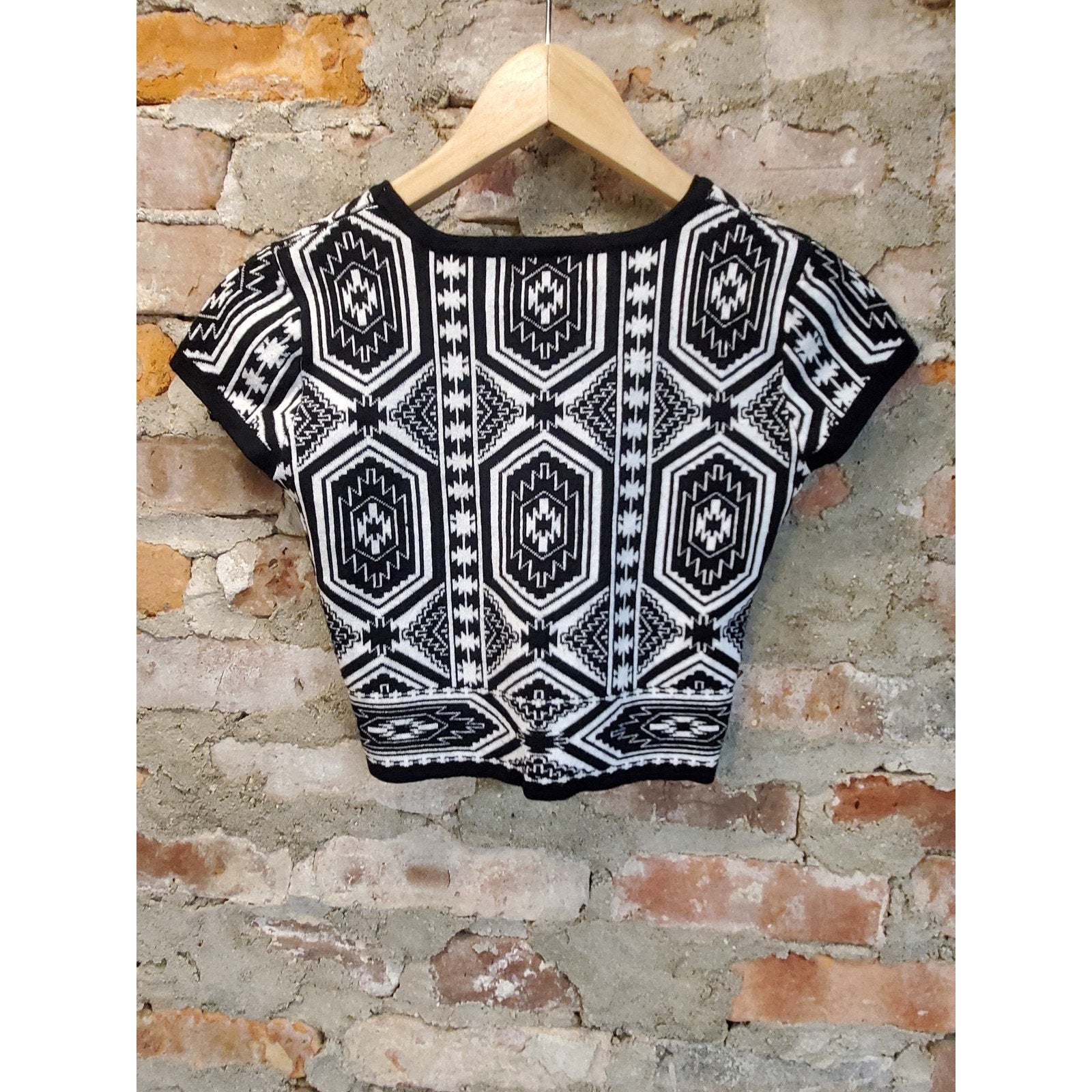 Say What? Womens Crop Top Small Black White Geometric Knit Pattern Rayon