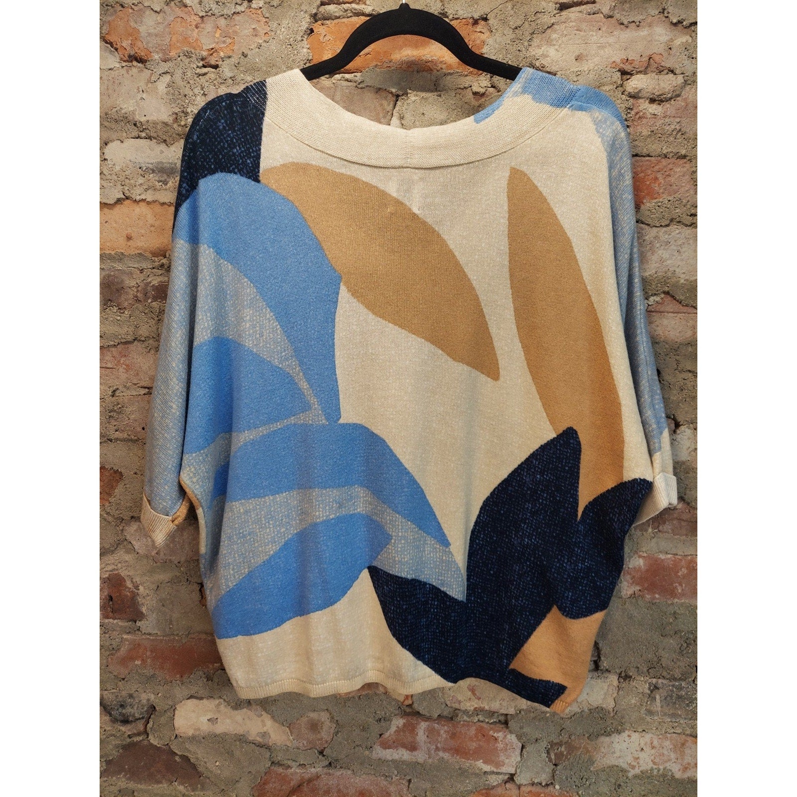 NIC+ZOE Womens M V Neck Dolman Sleeve Abstract Pattern Knit Top Multicolor