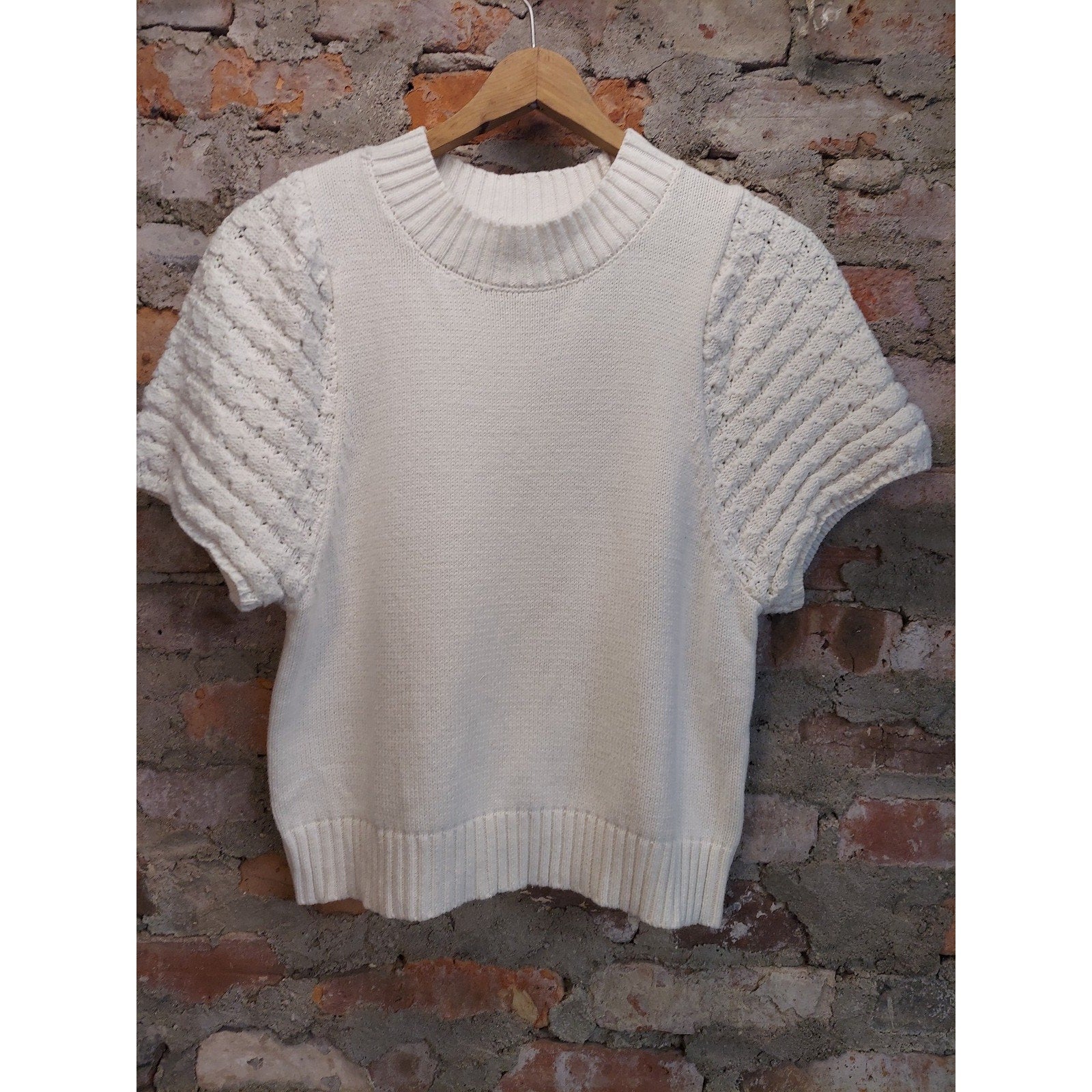 SUGARLIPS Womens Cream Short Sleeve Knit Mock Neck Sweater Top Ribbed M