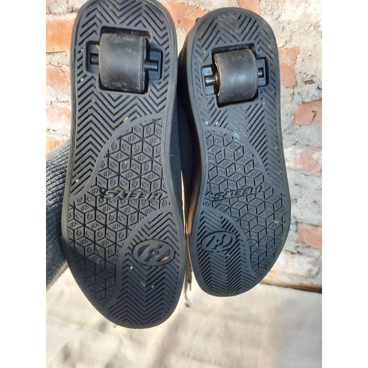 Heelys Roller Skate Womens Shoes Size 8 Black Sneakers With Removable Wheels