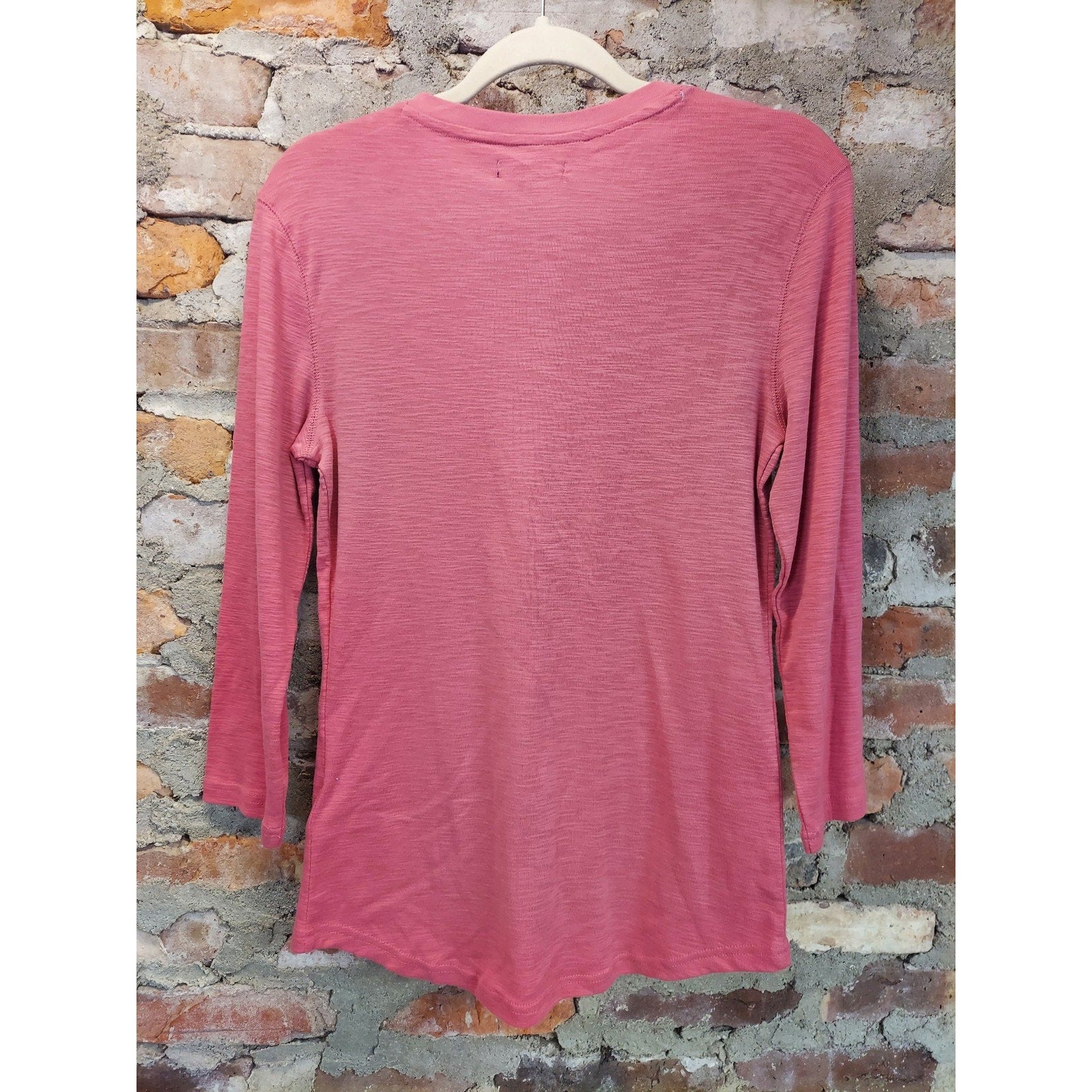 Chaps Womens Henley Shirt Size M Coral Pink 3/4 Sleeve Pockets Knit