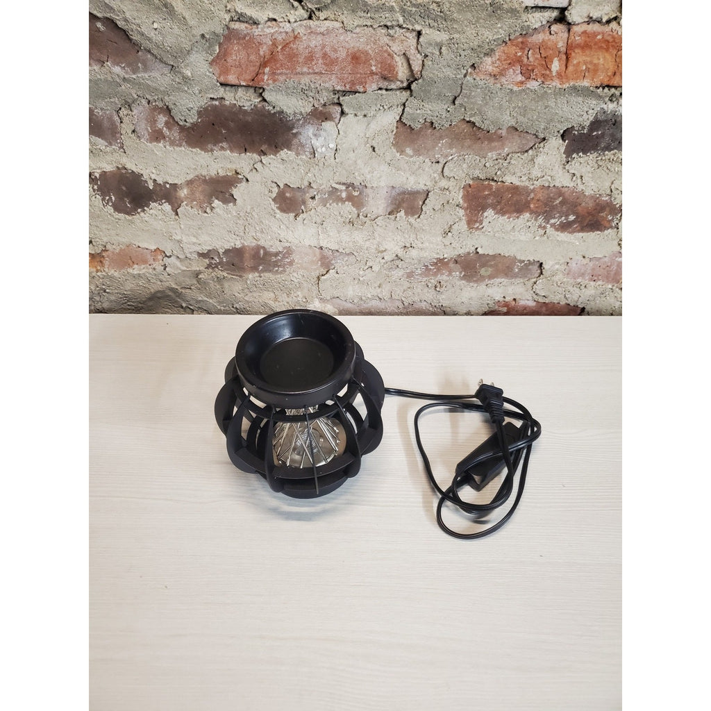 Electric Wax Warmer Metal Cage Lantern Style Black Flicker Flame Home Decor