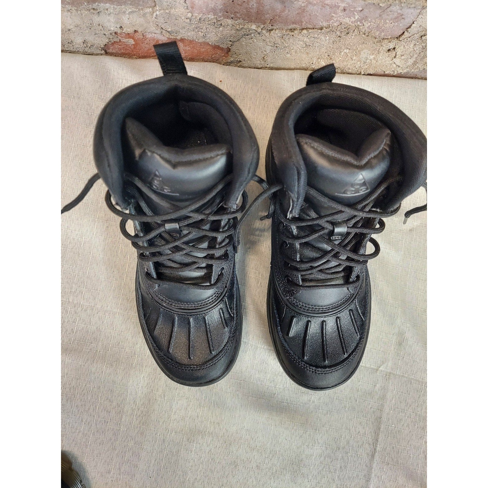 Nike ACG Youth 5Y Black Duck Boots High Top Winter Outdoor Womens 6.5