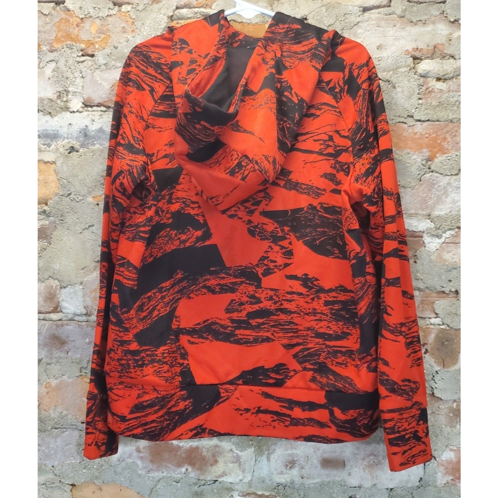Nike Mens Small Hoodie Pullover Orange Black Abstract Pattern Dri-FIT Athletic