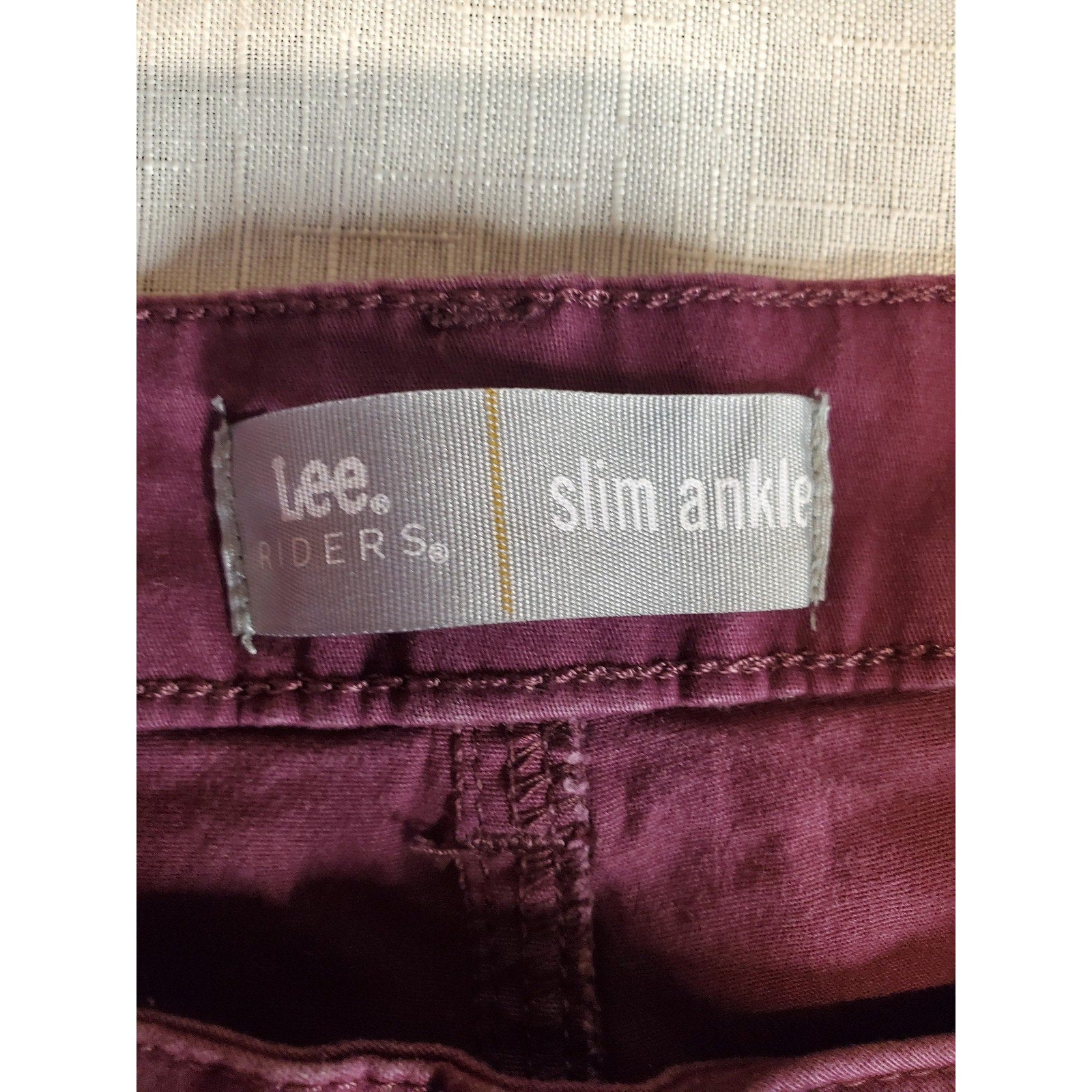 Lee Riders Womens Slim Ankle Pants Size 16 M Maroon Cotton Stretch Utility