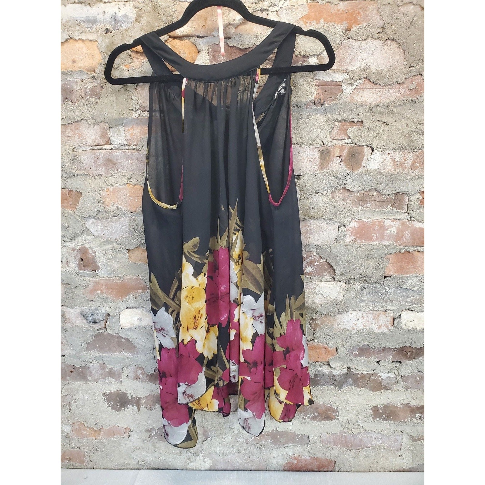 Unique Spectrum Womens Halter Tank Top Blouse Sz 1X Black Floral Print Tie Neck