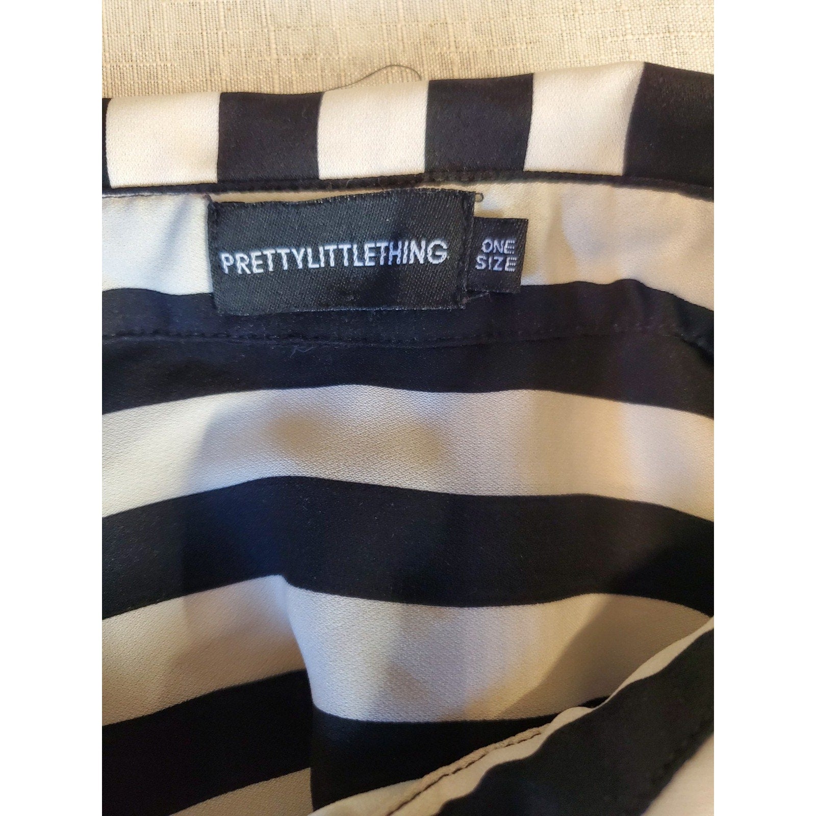 PRETTYLITTLETHING Womens Blouse ONE SIZE Black White Striped Long Sleeve