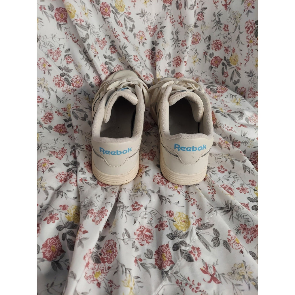 Reebok Womens Sneakers Classic FZ3578 Size 7 1/2 Chalk Light Blue Low Top