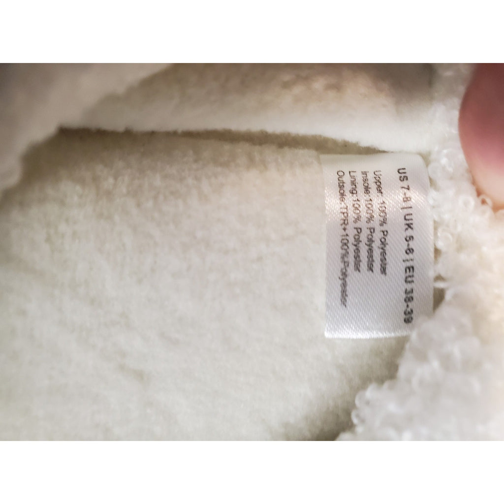HOMETOP Unisex Slippers US 7-8 White Fuzzy Plush Slip On Cozy House Shoes