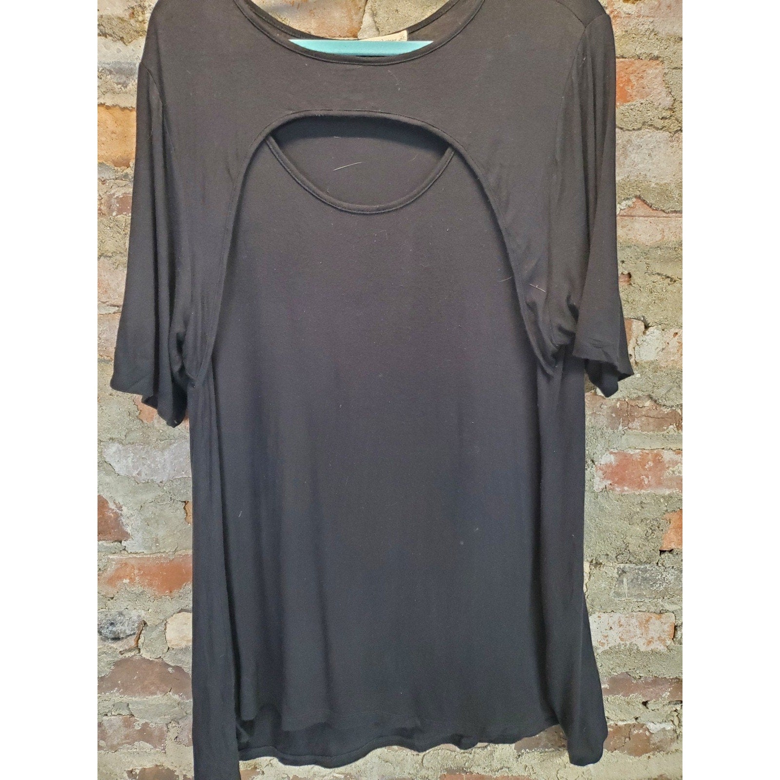 Bobeau And Rose Womens Tunic Top Size 2 Black Cutout Front Short Sleeve