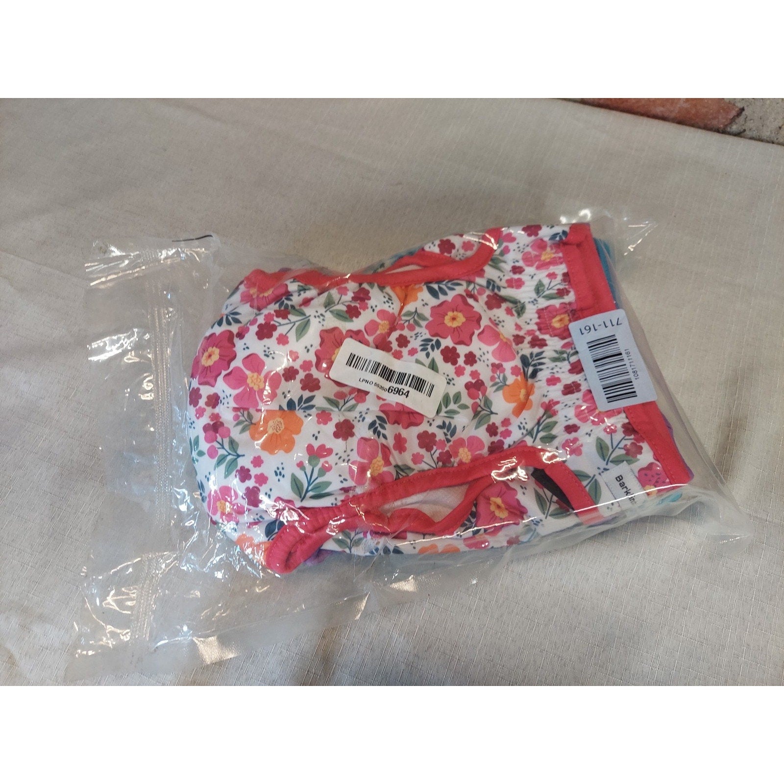Barkling Female Dog Diapers L Large Washable Reusable 6 Pack Floral Multicolor