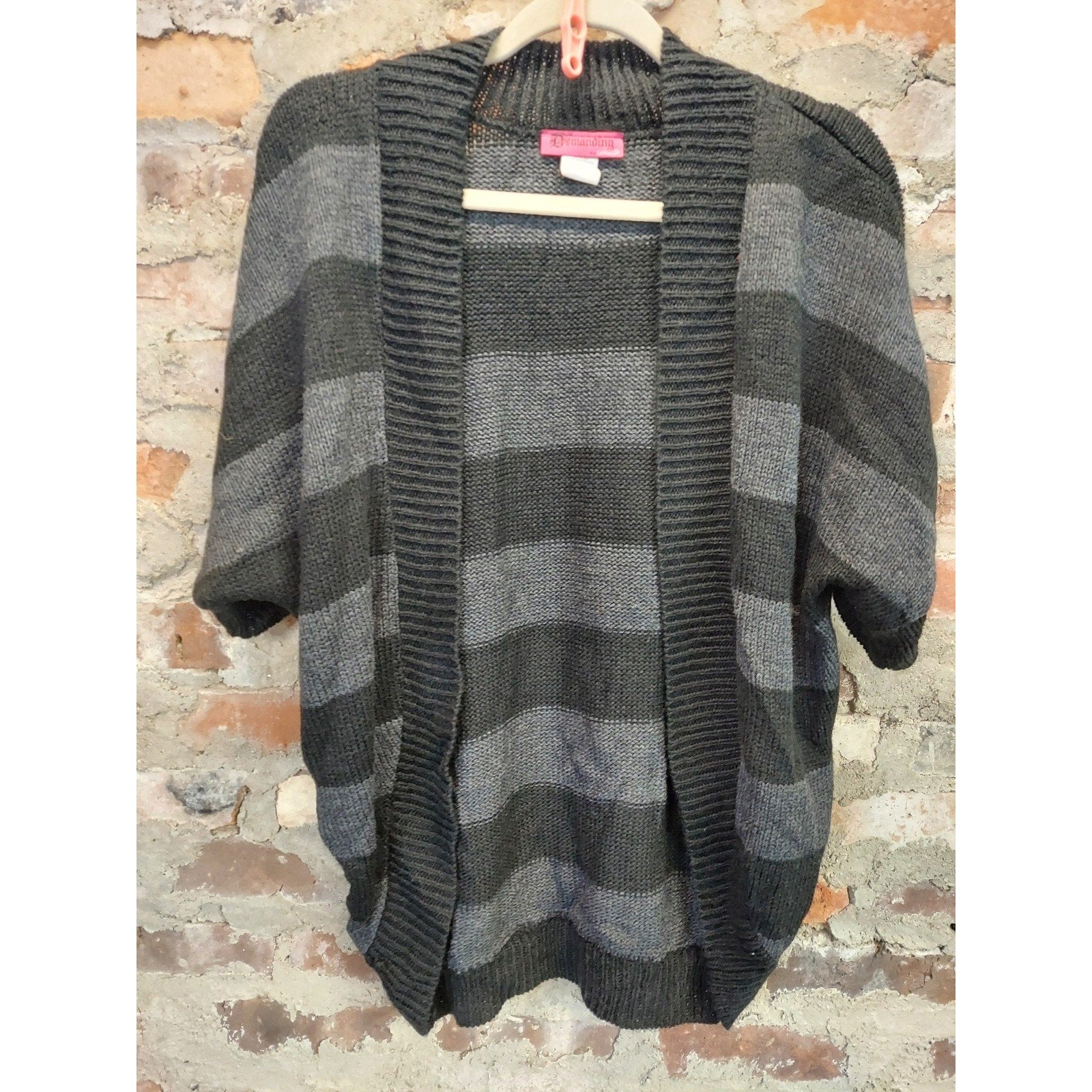 Demanding Saywhat Womens Small Gray Black Striped Short Sleeve Open Front Knit