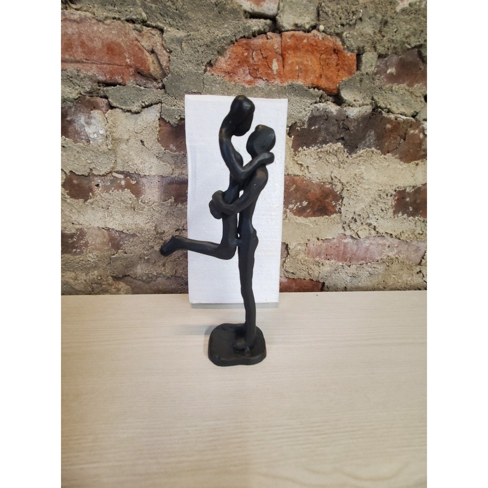 Abstract Couple Embracing Sculpture Figurine Love Statue Home Decor Bronze Look