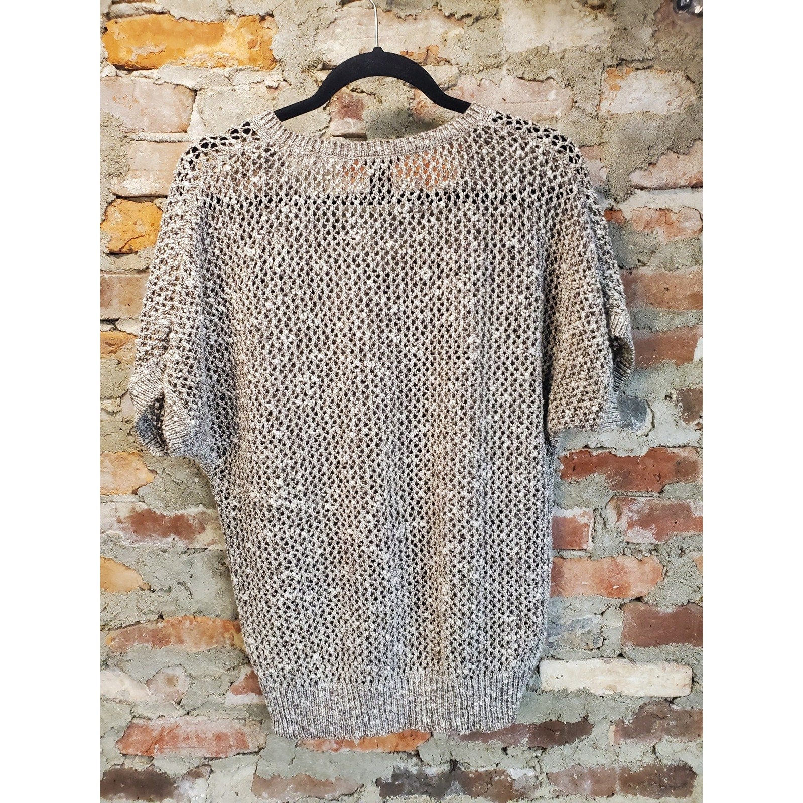 Ann Taylor Womens Open Knit Sweater M Cream Beige Metallic V Neck Short Sleeve