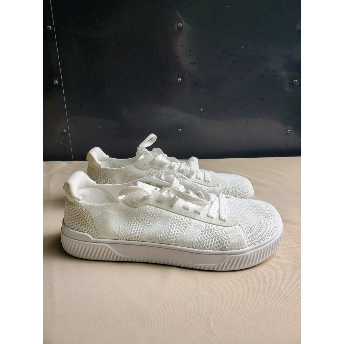 AIRHAS Mens Sneakers Shoes Size 10.5 White Knitted Breathable Casual Athletic