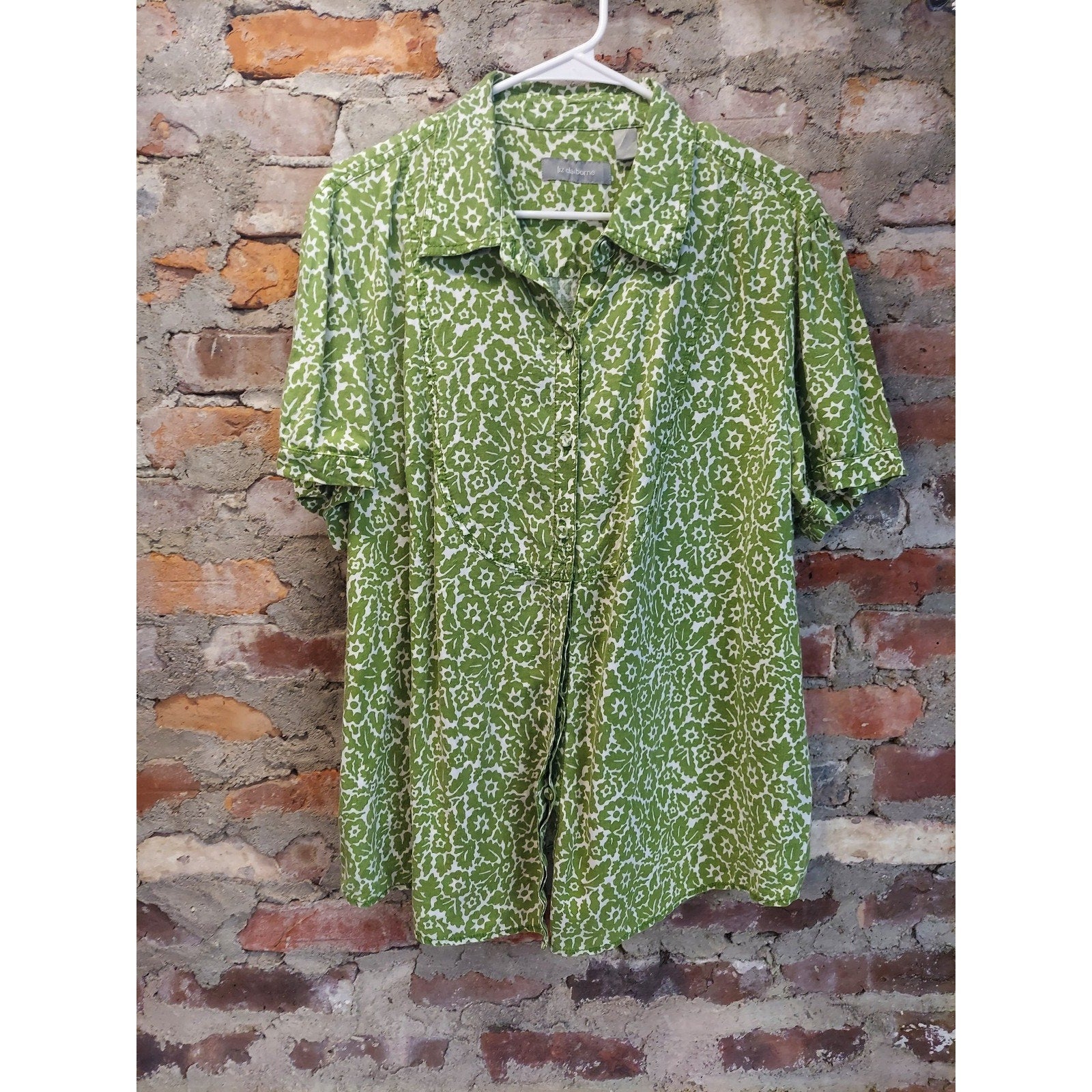 Liz Claiborne Womens 2x Short Sleeve Button Up Shirt Green White Floral Print