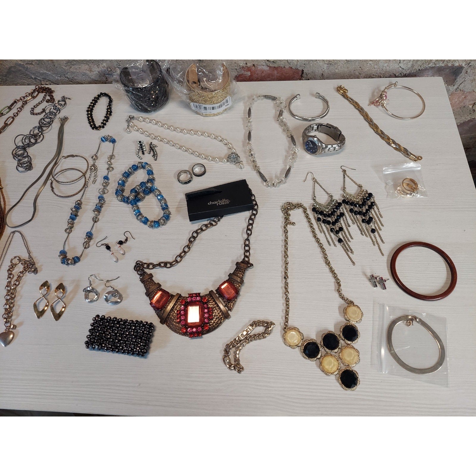 Costume Jewelry Lot Necklaces Earrings Bundle