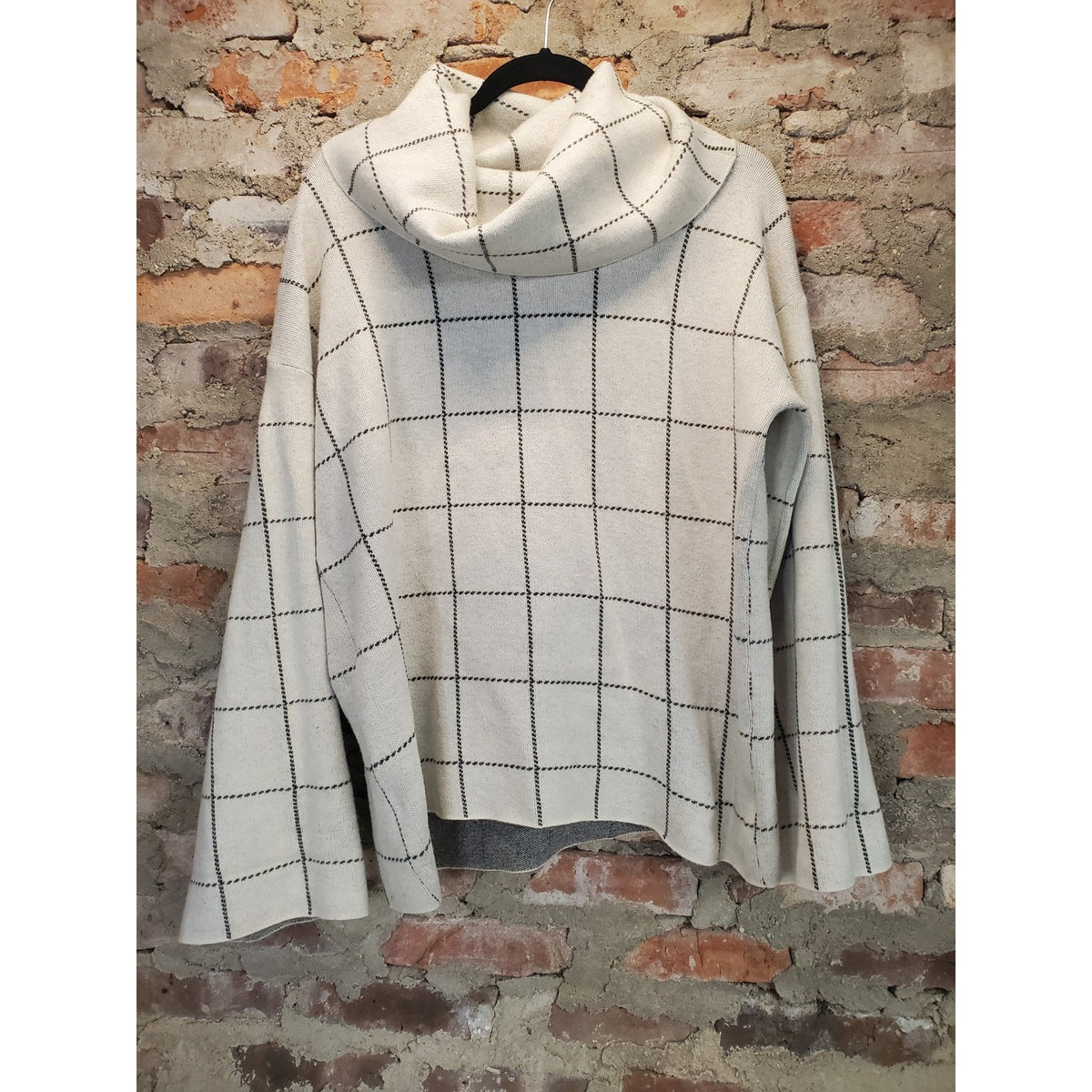 RAIN Womens Pullover Sweater L Cream Black Cowl Neck Grid Pattern Relaxed Fit