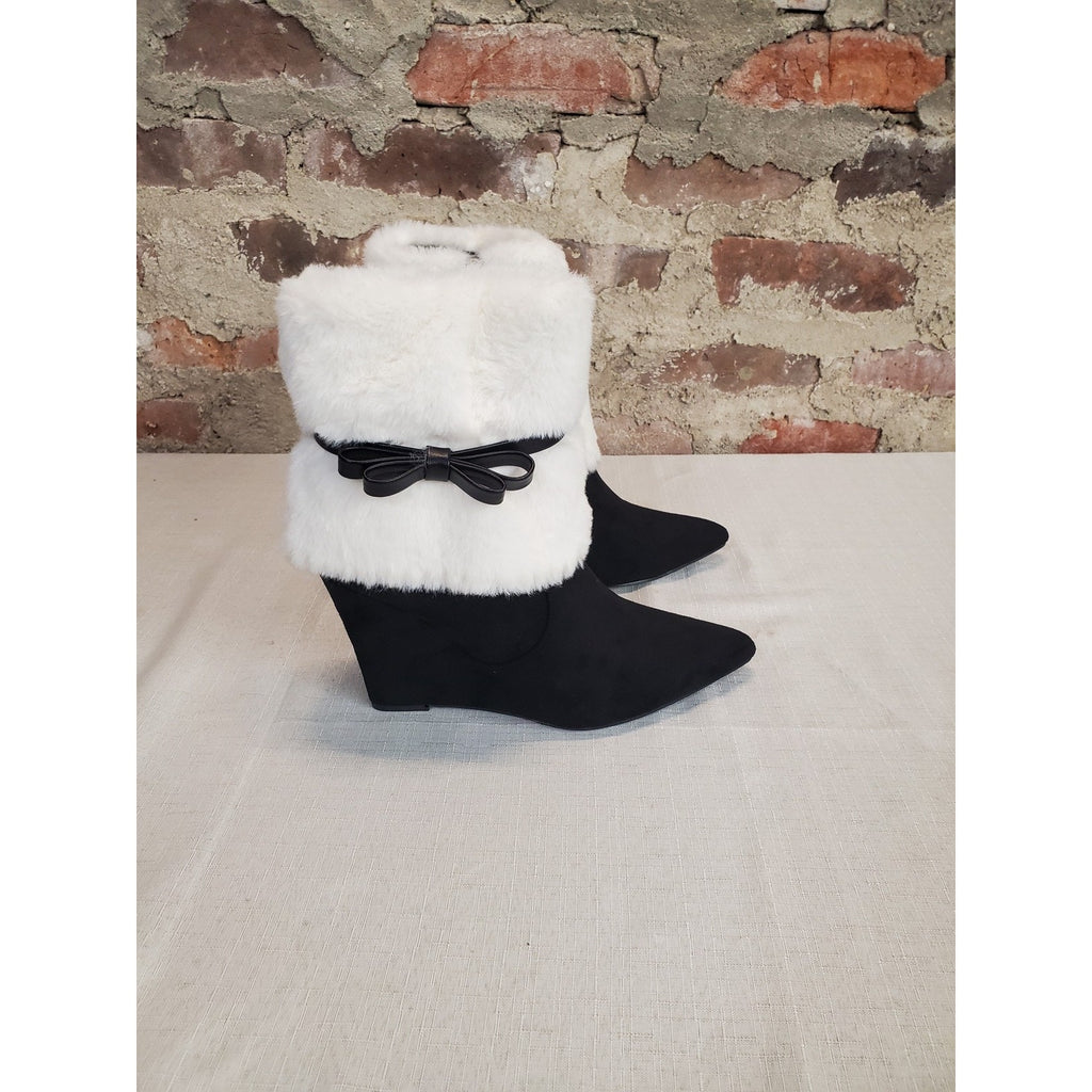 NEWBELLA Womens Ankle Boots Size 6 Black White Faux Fur Wedge Pointed Toe
