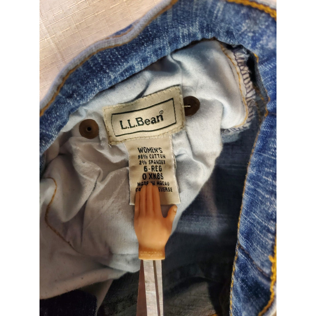 L.L.Bean Womens Jeans 6 Regular Fit Light Wash Cotton Stretch