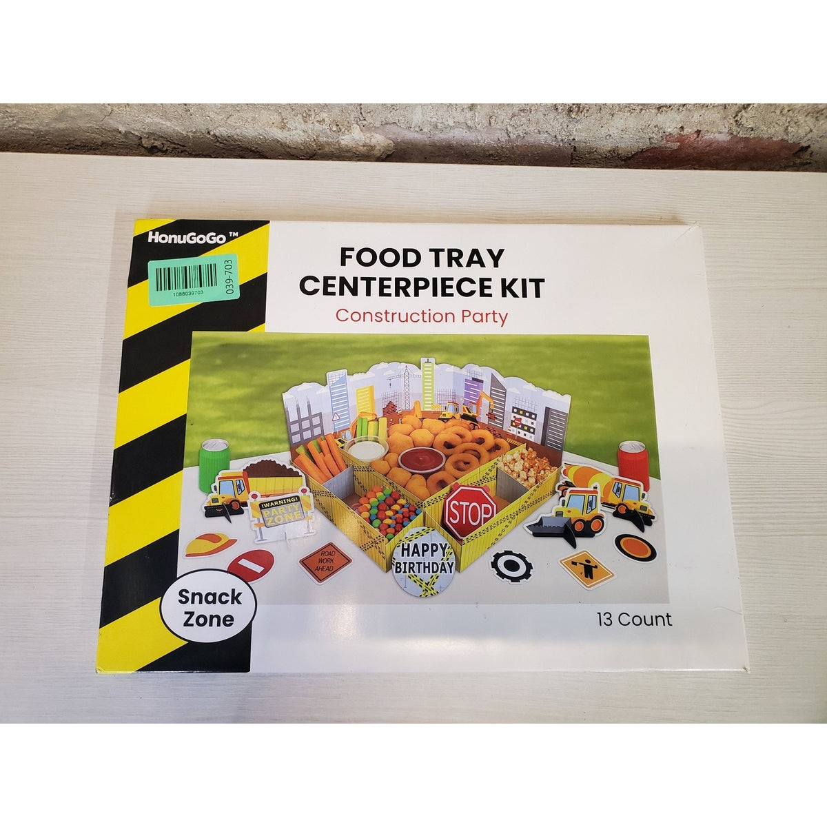 HonuGoGo Food Tray Centerpiece Kit Construction Party 13 Count Snack Zone