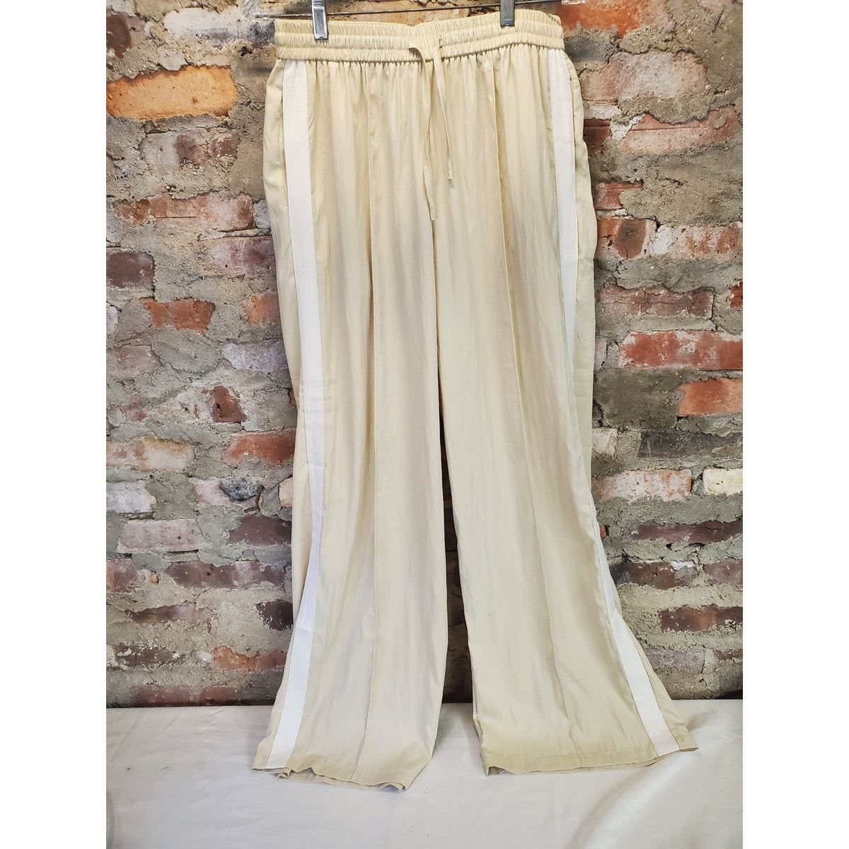 Unisex Track Lounge Pants M Cream Wide Leg Elastic Waist Drawstring Side Stripe
