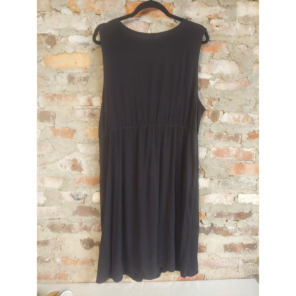 Tropical Escape Womens Dress 1X Black V Neck Sleeveless Metal Ring Detail