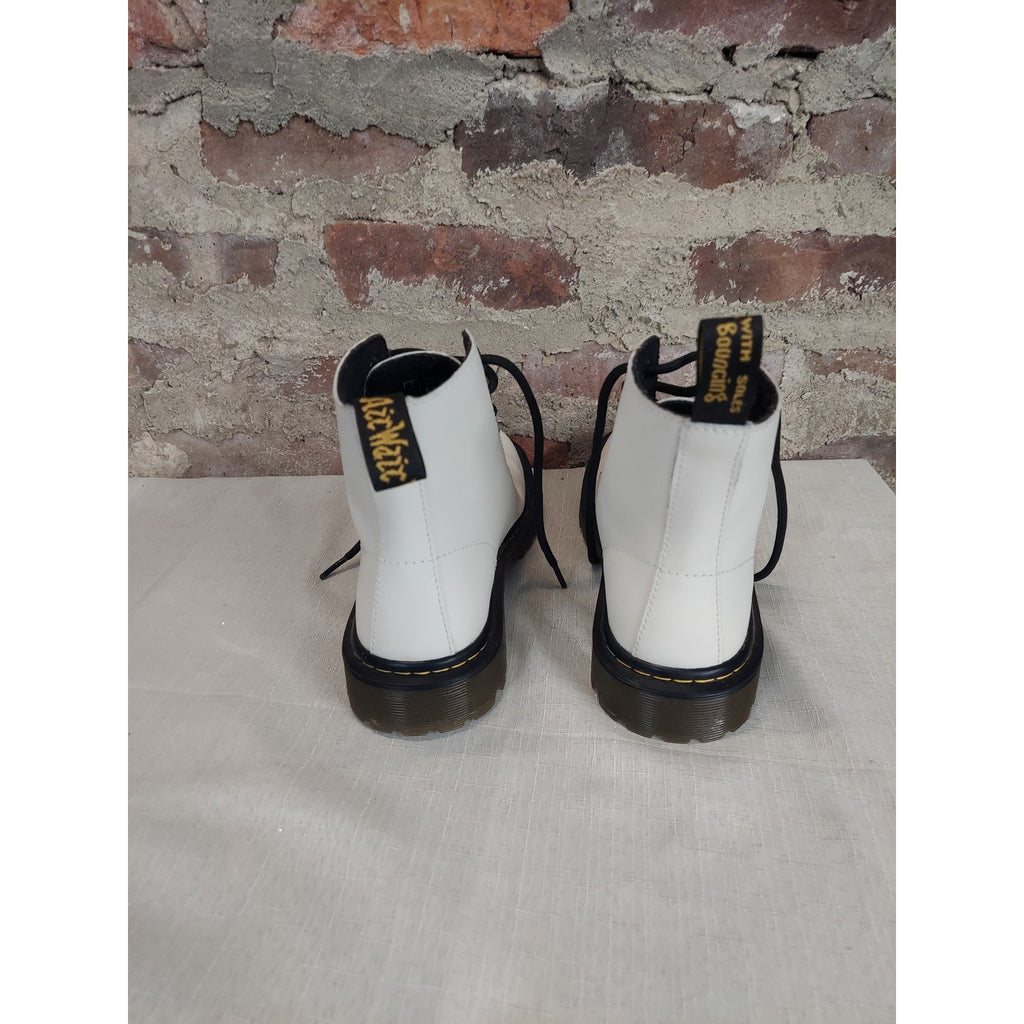 Dr Martens Womens Boots Luana 8 Eye Lace Up US 6 White Bouncing Soles