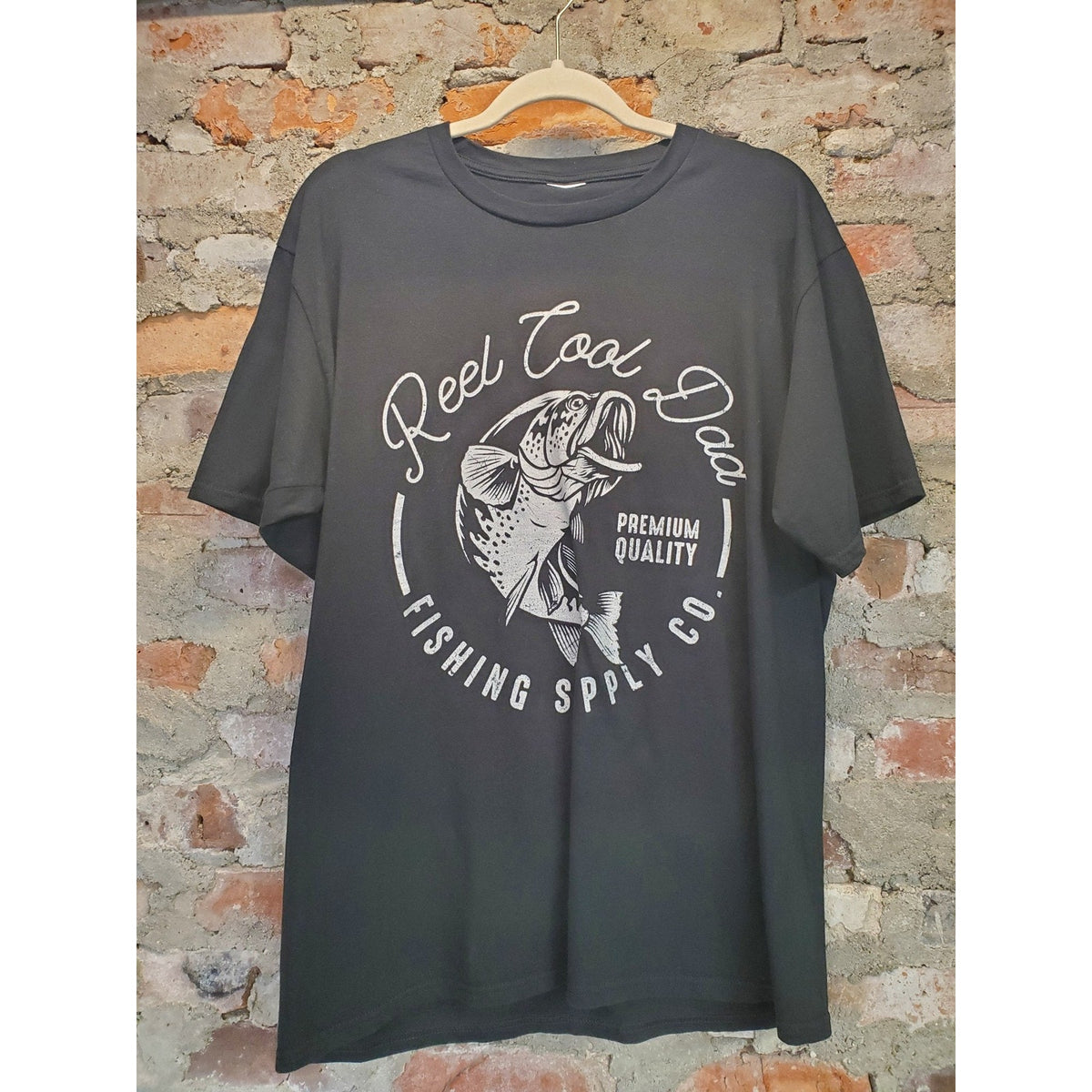 Mens XL Reel Cool Dad Fishing Graphic T Shirt Black Short Sleeve Crewneck