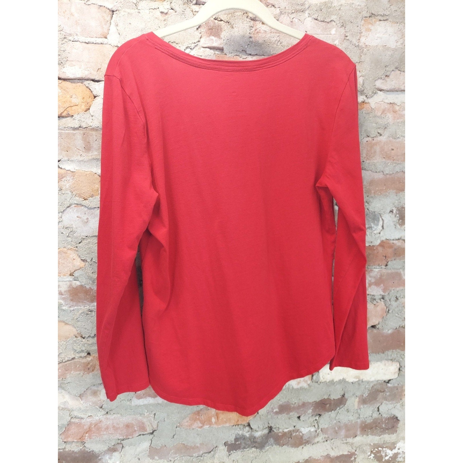 New York Company Womens Long Sleeve V Neck Shirt M Red Cotton Pullover