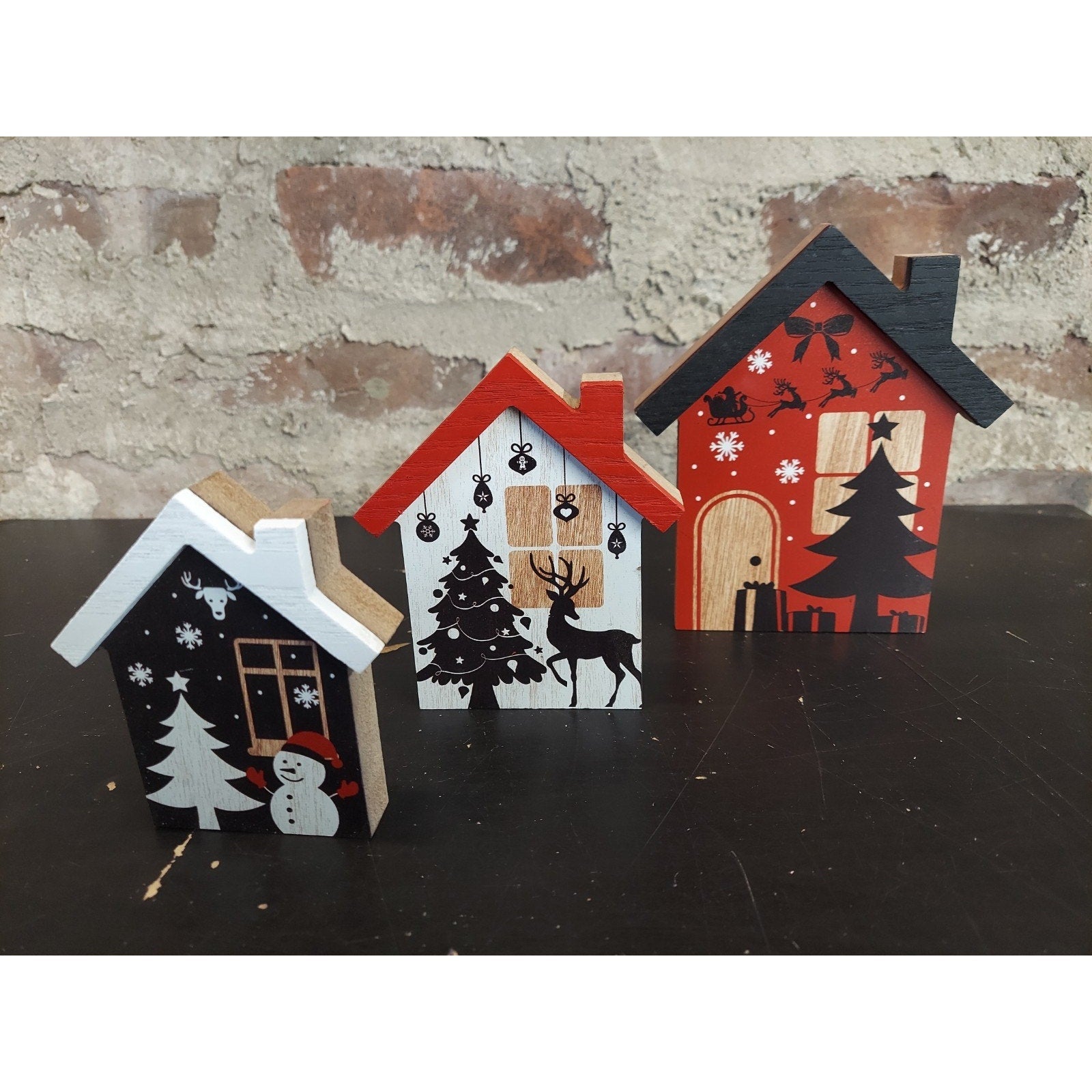New Wooden Houses Set Christmas Decor Tree Reindeer Red Snowman Santa Decoration