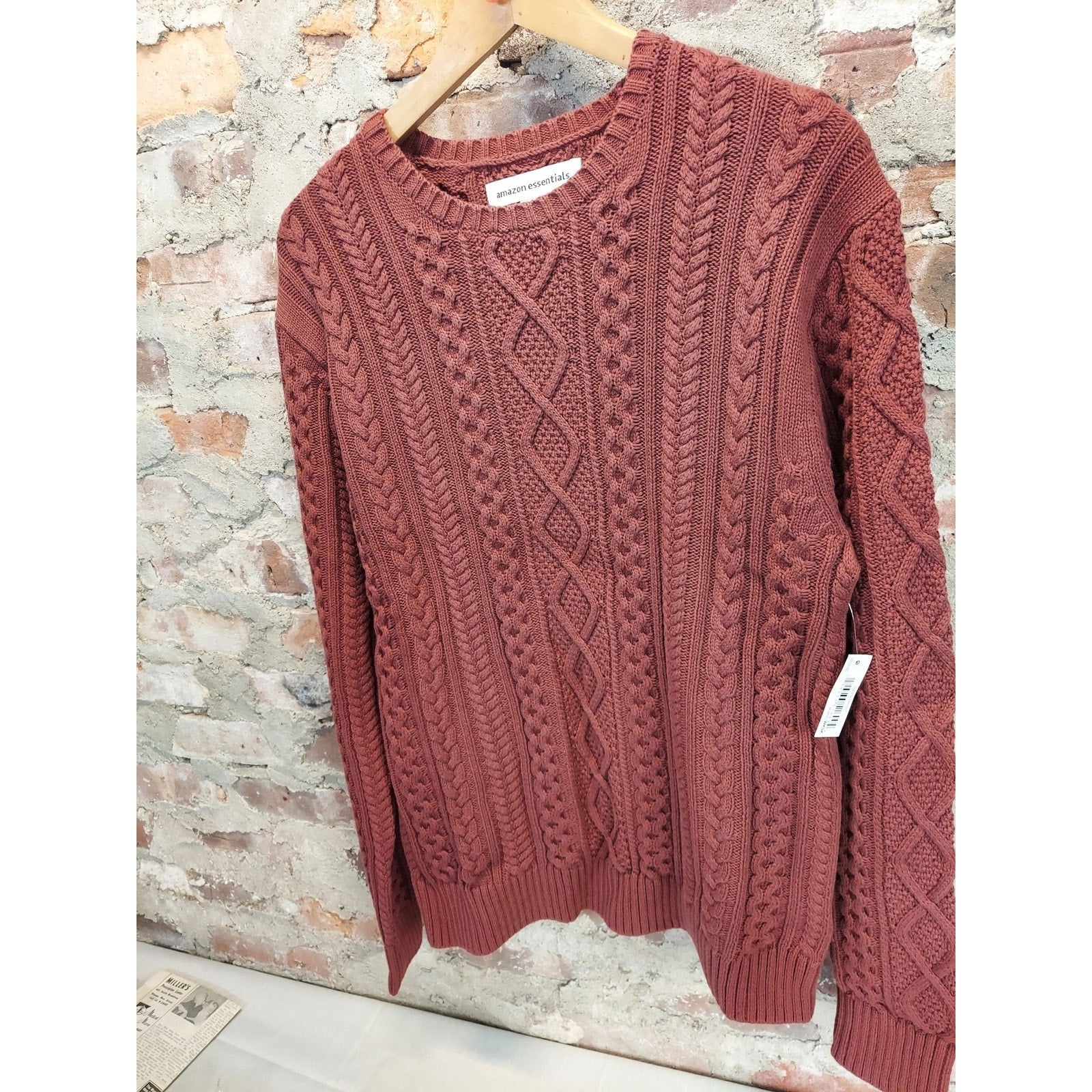 Amazon Essentials Mens Cable Knit Crewneck Pullover Sweater M Rust Long Sleeve