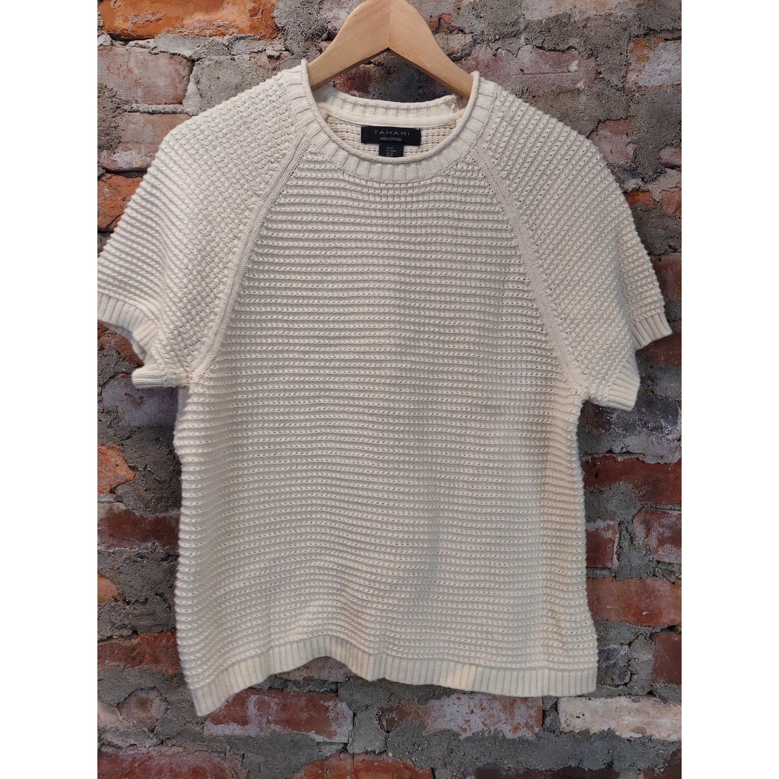 Tahari Womens Short Sleeve Sweater Knit Top Size M Ivory 100% Cotton