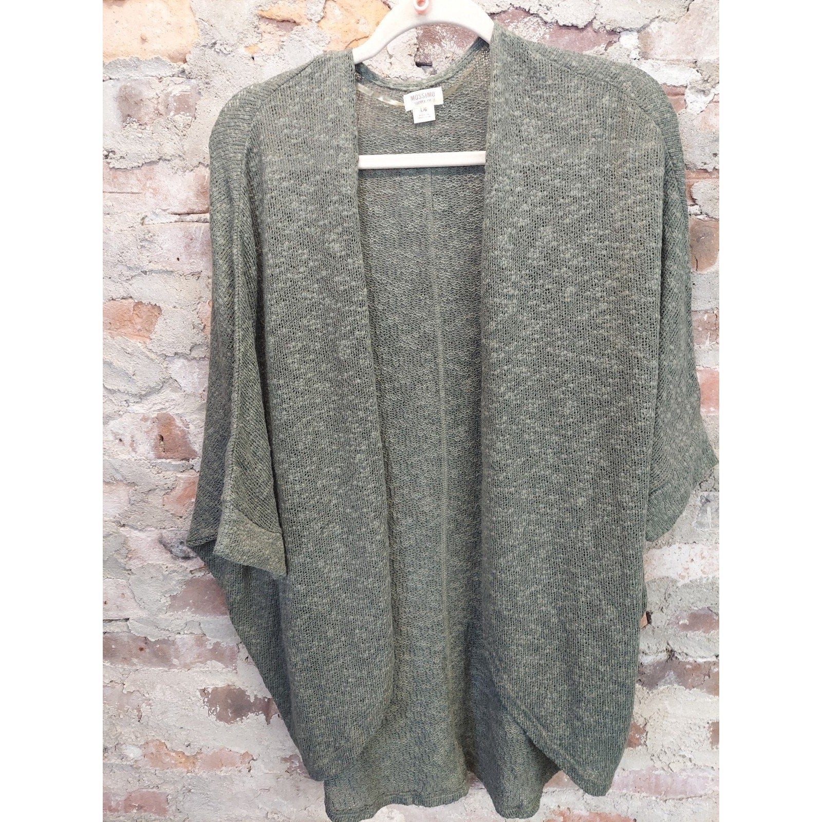 Mossimo Womens L Olive Green Lightweight Knit Open Front Batwing Sleeve Cardigan