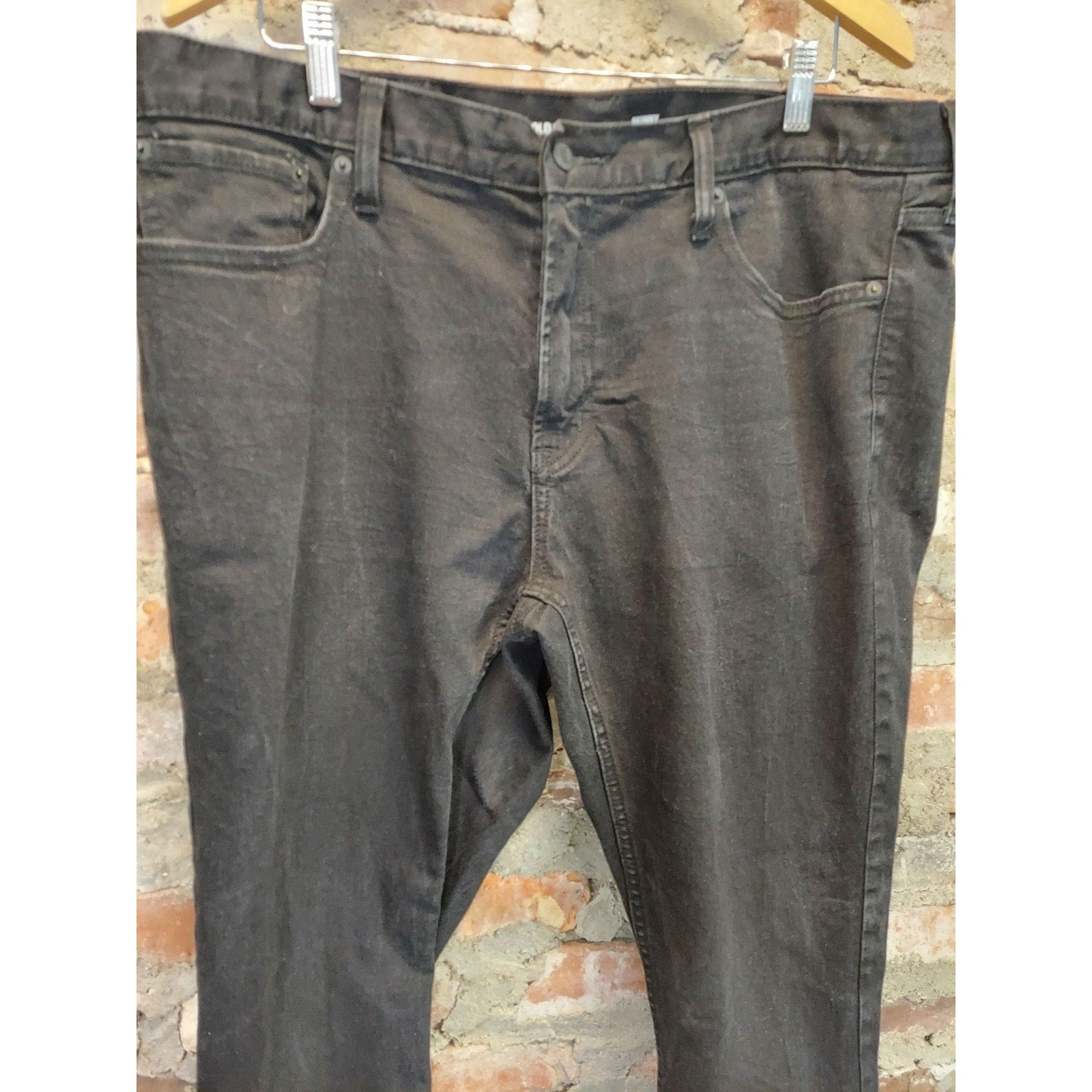 Old Navy Mens Skinny Fit Jeans 40x30 Black Never-Fade Denim Pants