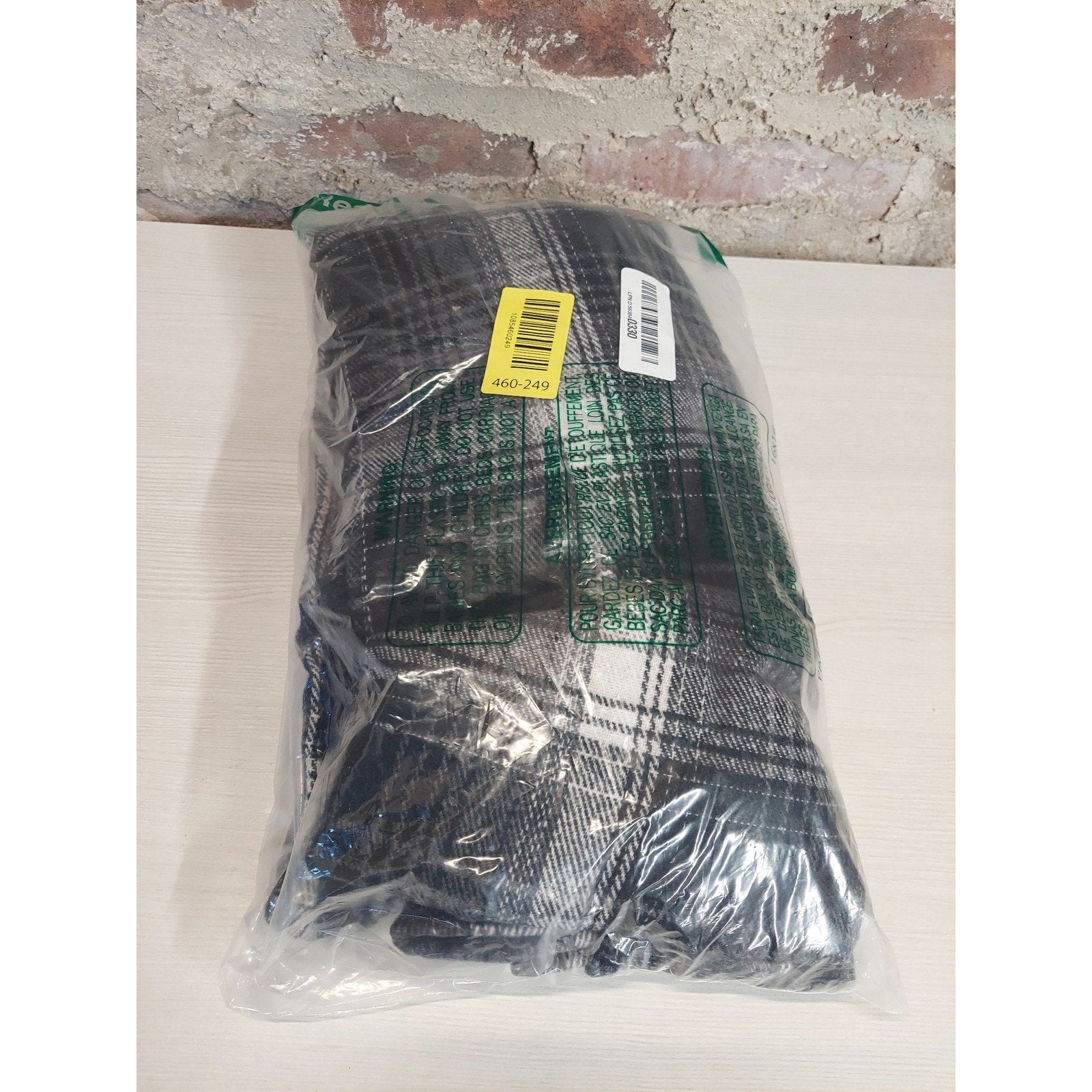 Plaid Throw Blanket Black White Gray New Sealed Woven Cozy Soft Warm 60x80"