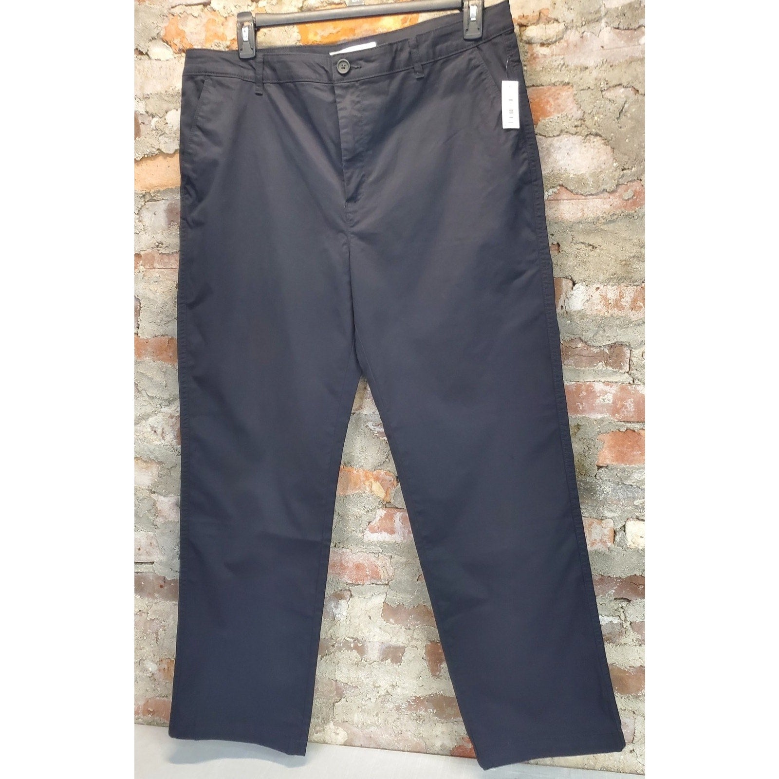 Amazon Essentials Womens Chino Pants Size 16 Black Casual NWT Everyday