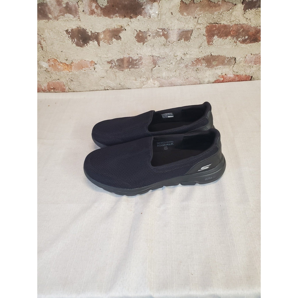 Skechers Go Walk 5 Womens 12 Mens 9 Black Mesh Slip On Walking Shoes