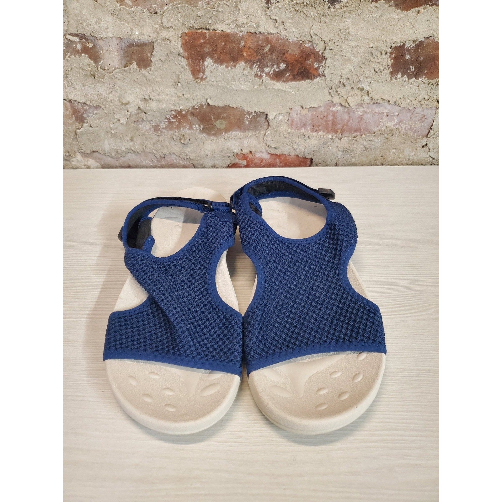 XIHALOOK Womens Walking Sandals Size 8.5 Navy Blue Mesh Adjustable Strap