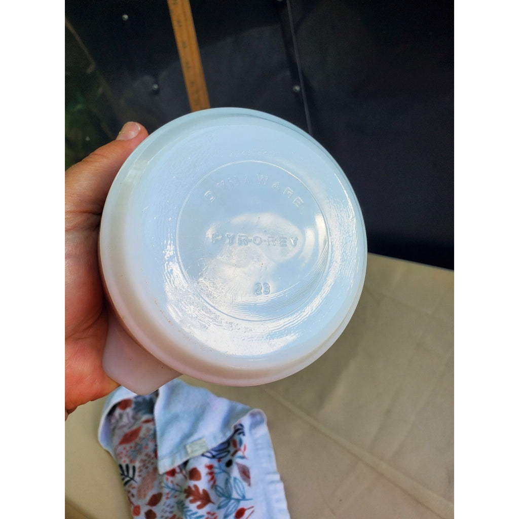 Vintage Dynaware Oval 4.5" Casserole Pyr-O-Rey Brown Daisy White Milk Glass