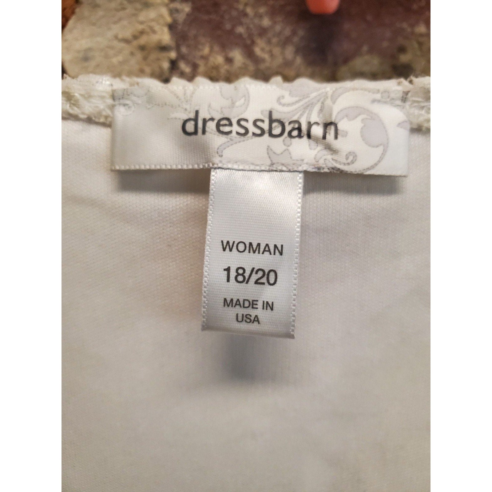 Dressbarn Womens Plus Size Lace Top 18/20 Cream Sleeveless Ruffle Neck Blouse