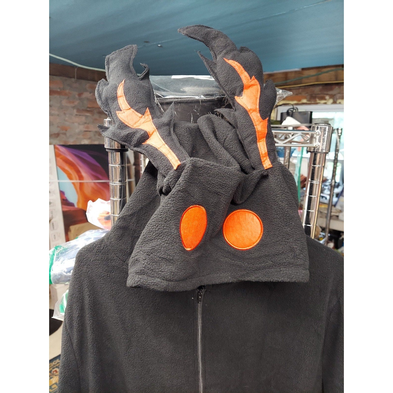 Mothman Unisex Kigurumi Black Fleece Hooded Costume Mens M Halloween Cosplay
