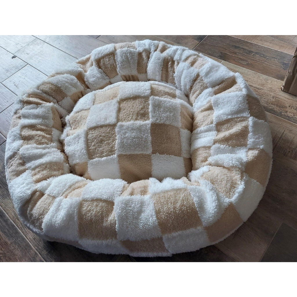 Dog Cat Bed Plush Round Checkerboard Beige White Cozy Cuddler 24 Inch