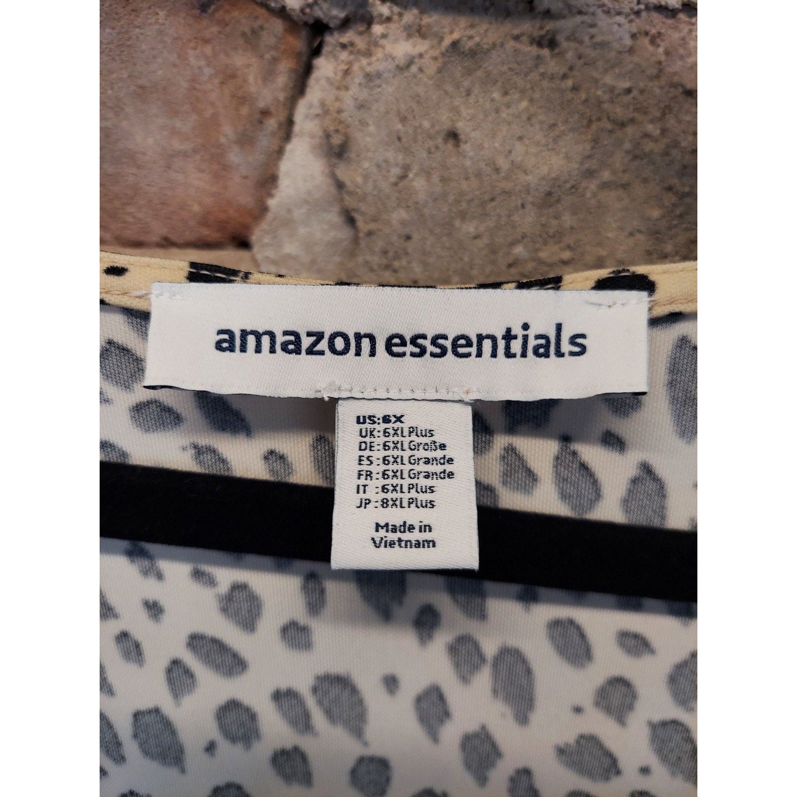 Amazon Essentials Womens Wrap Dress Size 6X Plus Tan Black Leopard Print