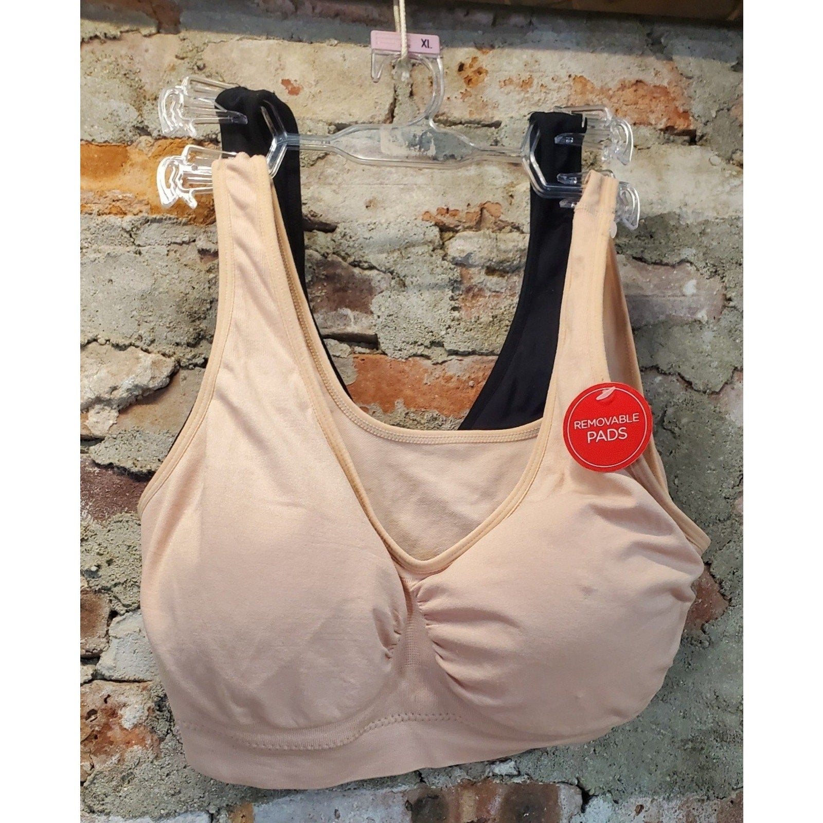 Womens Sports Bra XL Beige Black 2 Pack Removable Pads Seamless Wireless Yoga