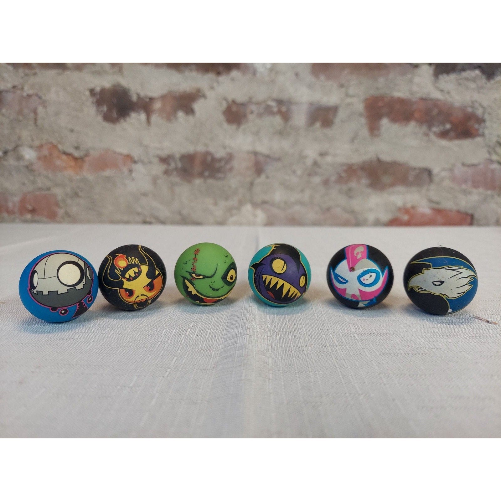 DaGeDar Collectible Monster Robot Rubber Balls Lot of 6 Mini Figures Set