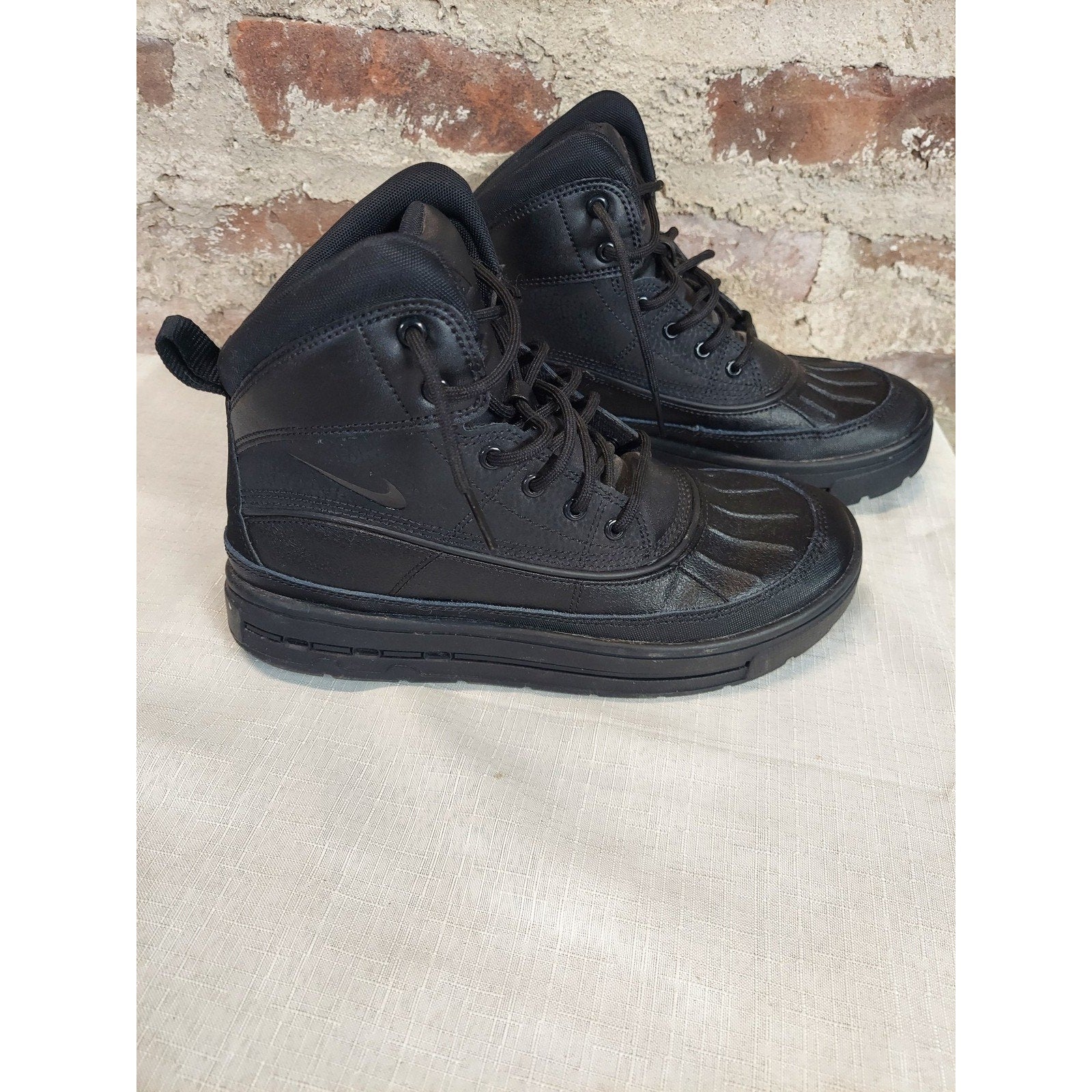 Nike ACG Youth 5Y Black Duck Boots High Top Winter Outdoor Womens 6.5