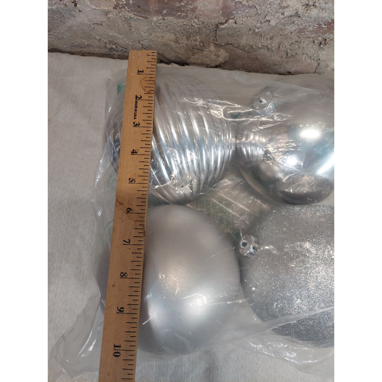 Christmas Ornaments Silver Set 4 4 Inch Mixed Finish Ball Holiday Tree Decor